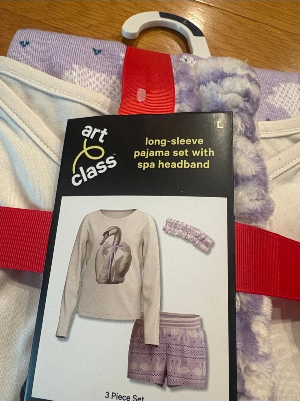 art class Lavender and White Girls' Long-Sleeve Pajama Set with Spa Headband